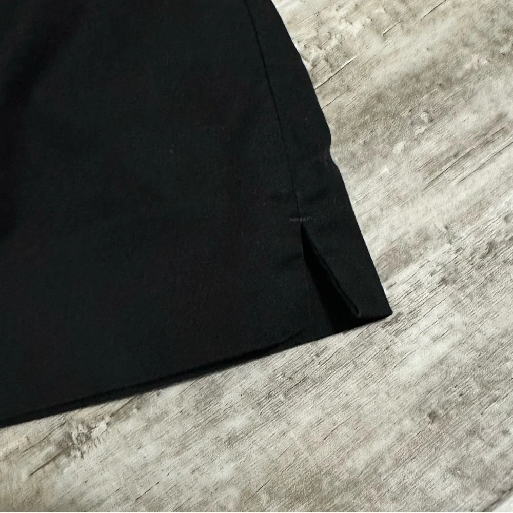 Ann Taylor Black Capris